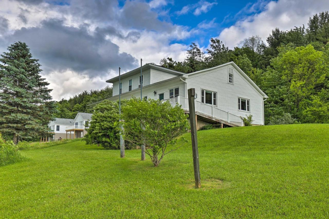 Apartment With Shared Deck And View Of Cowanesque Lake Lawrenceville Buitenkant foto